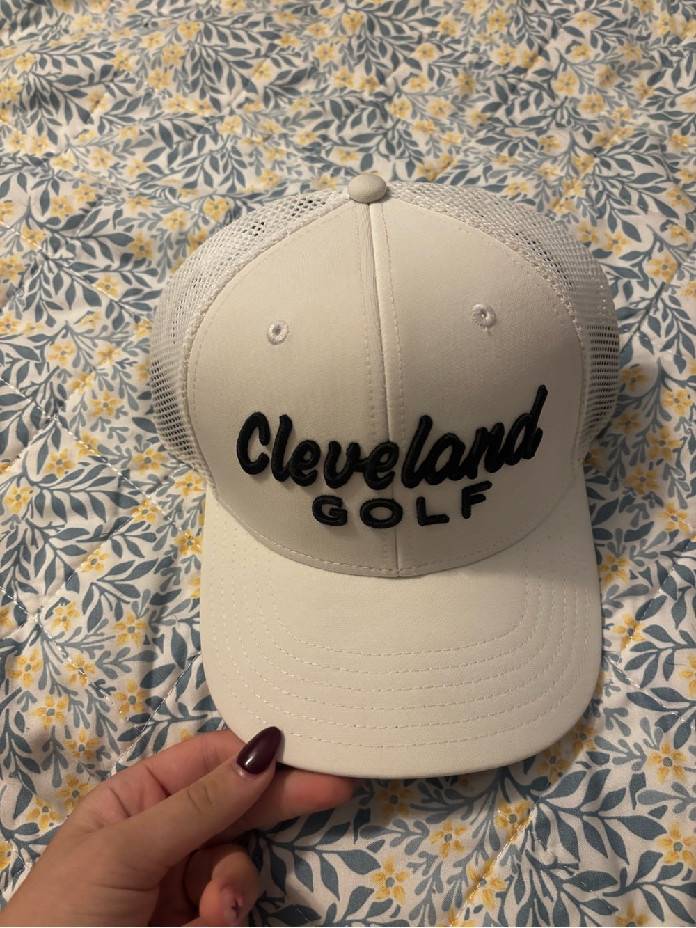 Golf Mens White Trucker Cap